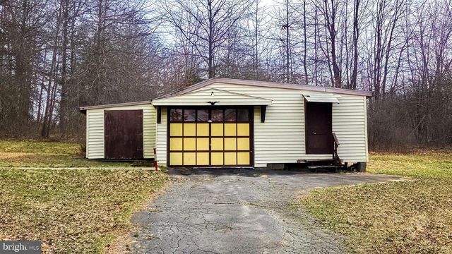 1895 QUARRY RD, Quakertown, PA 18951