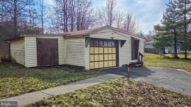 1895 QUARRY RD, Quakertown, PA 18951