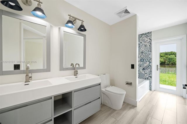 3292 Ridge Trce, Davie, FL 33328