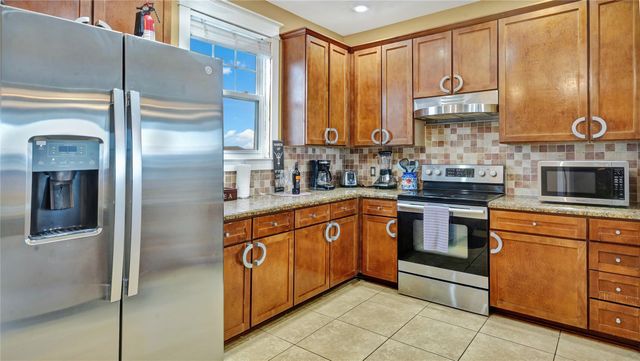 4118 Green Heron Drive, Galveston, TX 77554