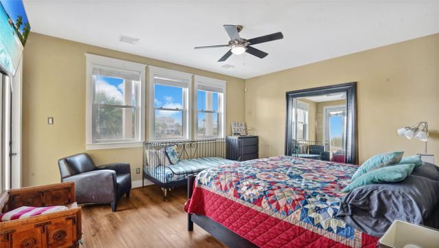 4118 Green Heron Drive, Galveston, TX 77554