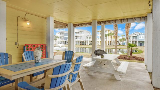 4118 Green Heron Drive, Galveston, TX 77554