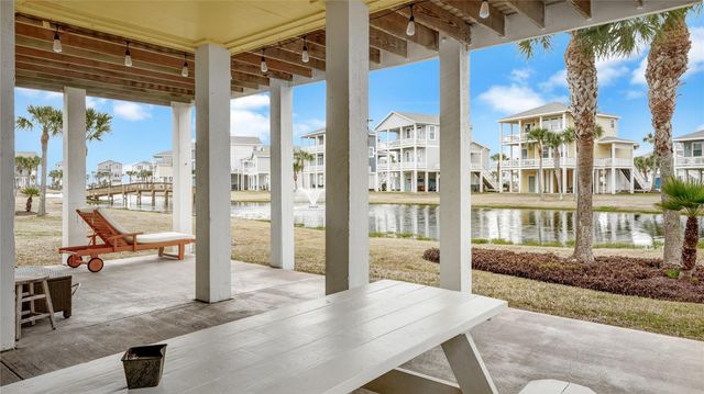 4118 Green Heron Drive, Galveston, TX 77554