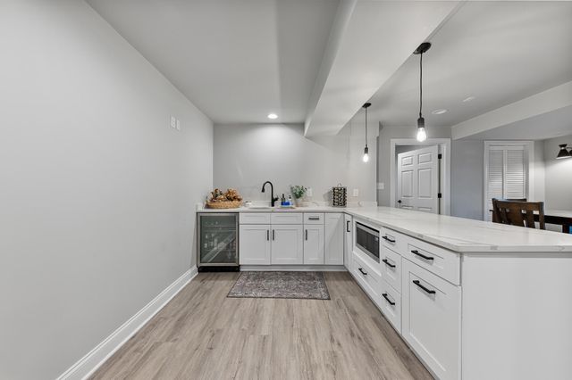 1426 Gates Drive, Schererville, IN 46375