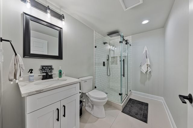 1426 Gates Drive, Schererville, IN 46375