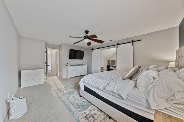 1426 Gates Drive, Schererville, IN 46375