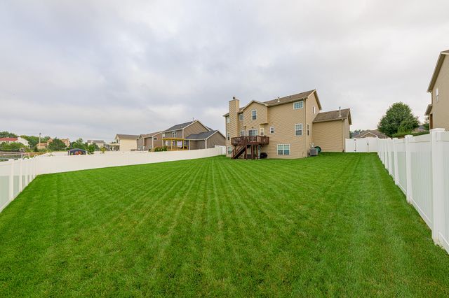 1426 Gates Drive, Schererville, IN 46375
