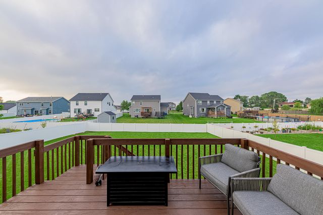 1426 Gates Drive, Schererville, IN 46375