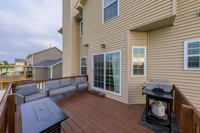 1426 Gates Drive, Schererville, IN 46375