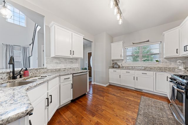 1426 Gates Drive, Schererville, IN 46375