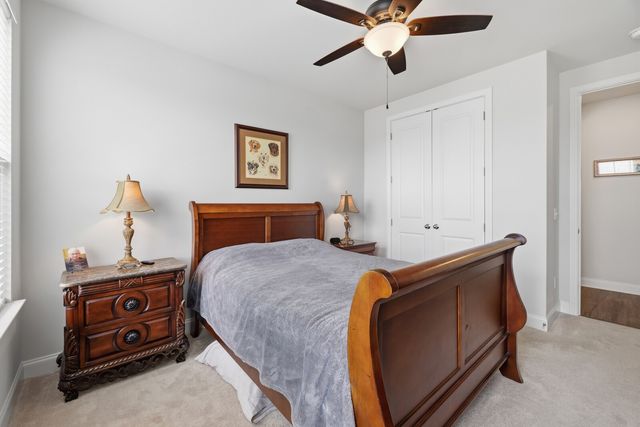 517 Oakvale Ln, Mount Juliet, TN 37122