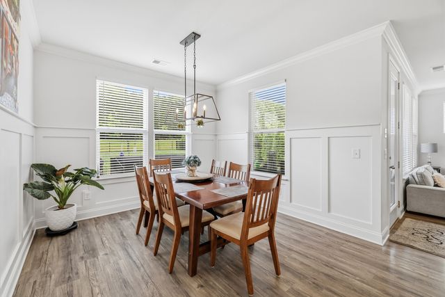 517 Oakvale Ln, Mount Juliet, TN 37122