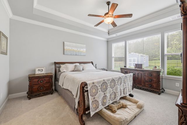 517 Oakvale Ln, Mount Juliet, TN 37122
