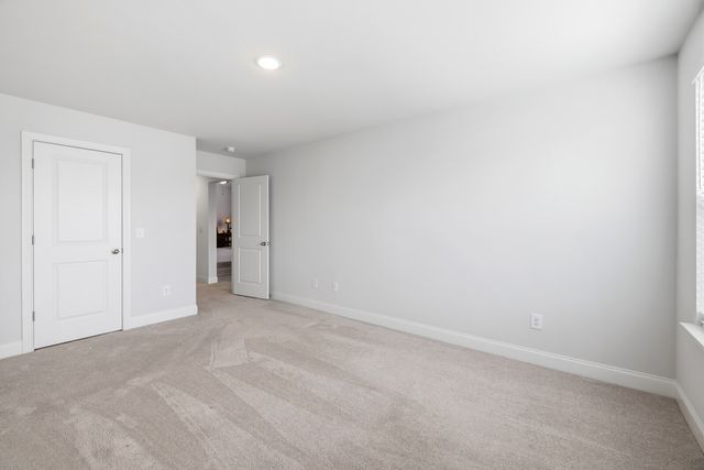 517 Oakvale Ln, Mount Juliet, TN 37122