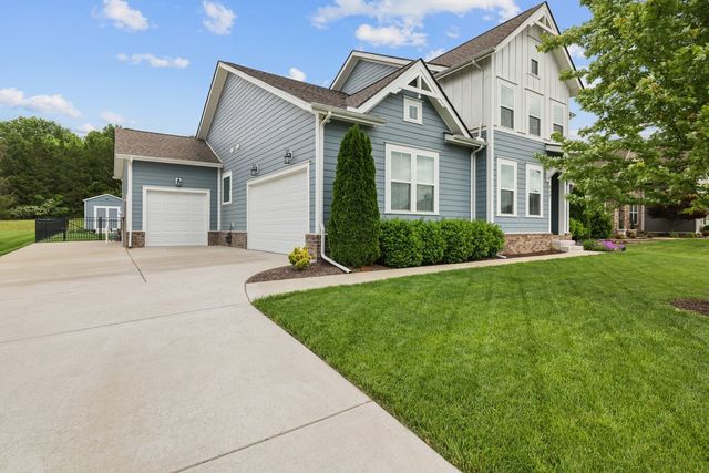 517 Oakvale Ln, Mount Juliet, TN 37122