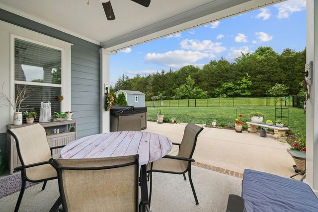 517 Oakvale Ln, Mount Juliet, TN 37122
