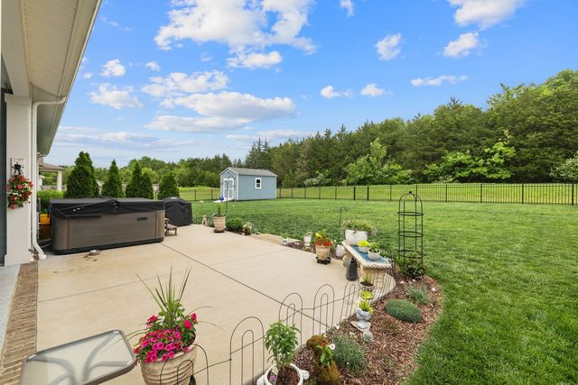 517 Oakvale Ln, Mount Juliet, TN 37122