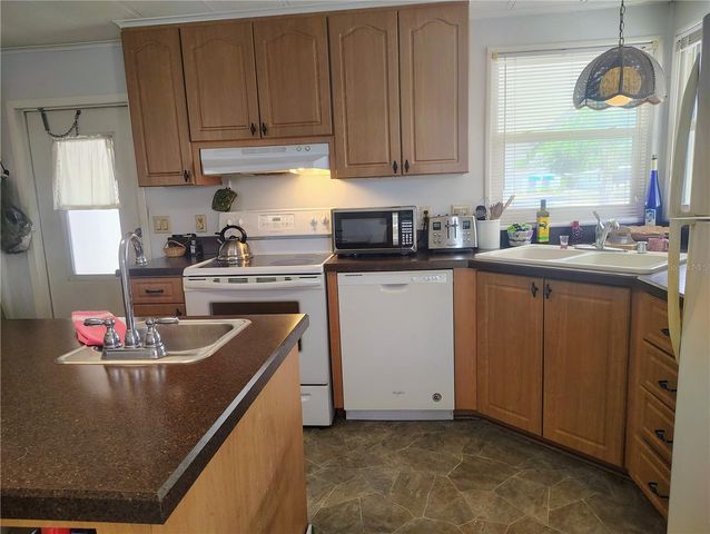 231 TASMANIA LANE, Englewood, FL 34223