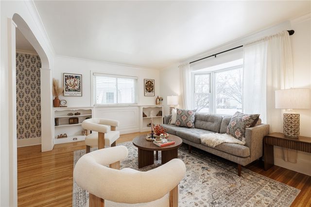 216 Laurelton Road, Irondequoit, NY 14609