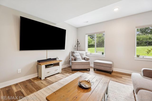 2921 Clivedon Road, Marion Township, MI 48843