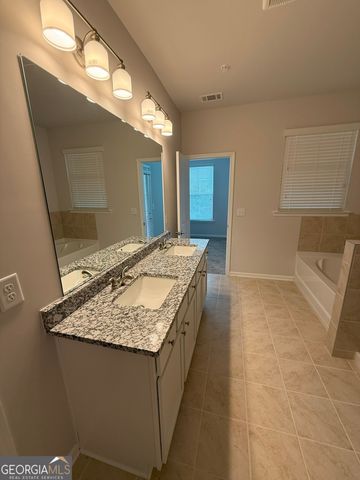 2576 Mills Commons Drive, Decatur, GA 30034