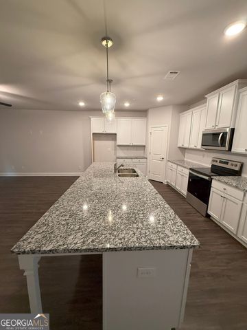 2576 Mills Commons Drive, Decatur, GA 30034
