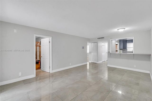 4760 W Lucerne Lakes Blvd W 408, Lake Worth, FL 33467