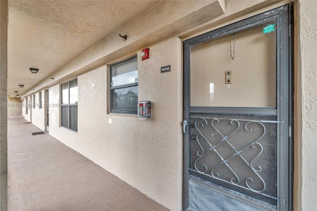 4760 W Lucerne Lakes Blvd W 408, Lake Worth, FL 33467