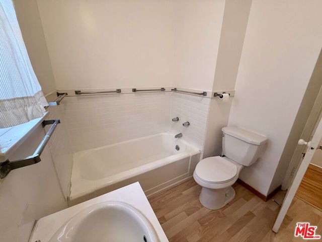 2634 Butler Avenue, Los Angeles, CA 90064