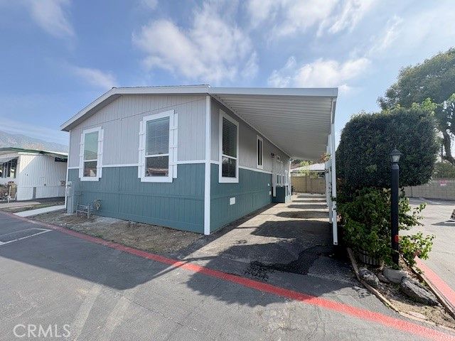 208 S Barranca 13, Glendora, CA 91741