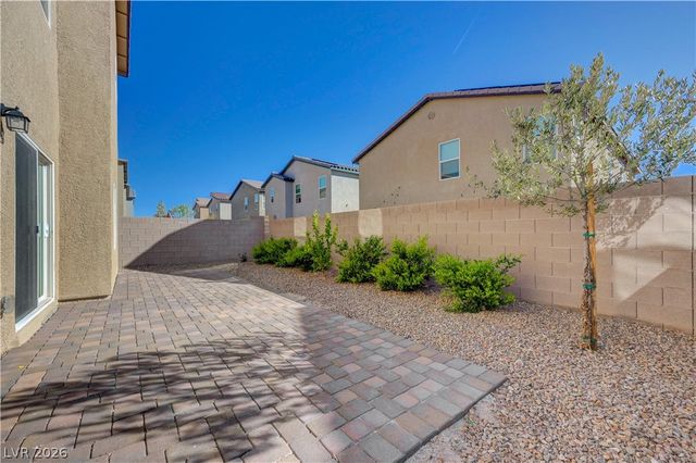 8934 Cypress Fog Court, Las Vegas, NV 89178