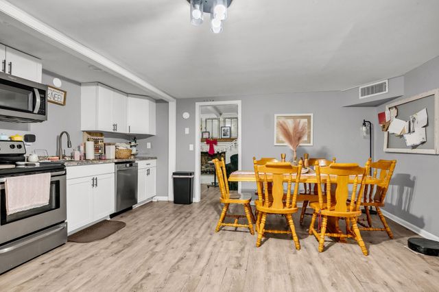 102 West Hills Terrace, Dickson, TN 37055
