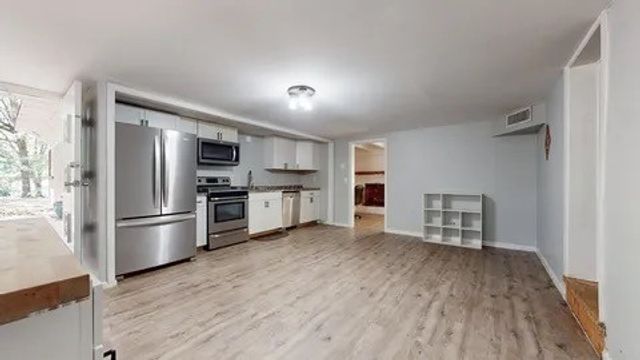 102 West Hills Terrace, Dickson, TN 37055