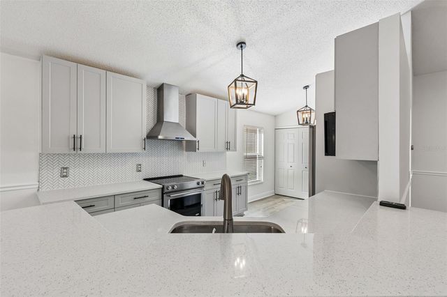 8311 TORRINGTON AVENUE, Tampa, FL 33647