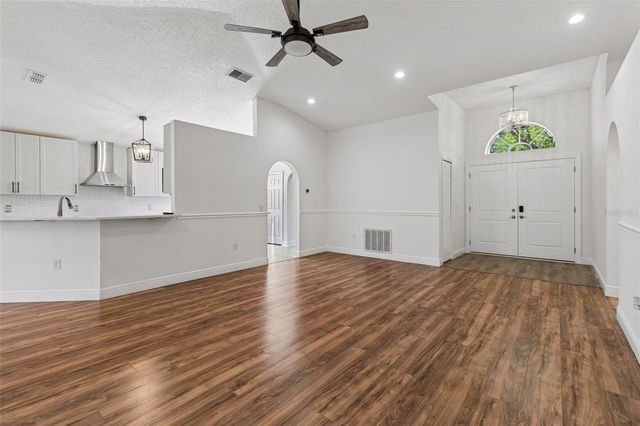 8311 TORRINGTON AVENUE, Tampa, FL 33647