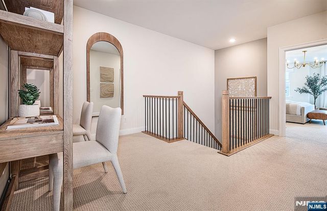 300 Sycamore Street 302, Kearny, NJ 07032