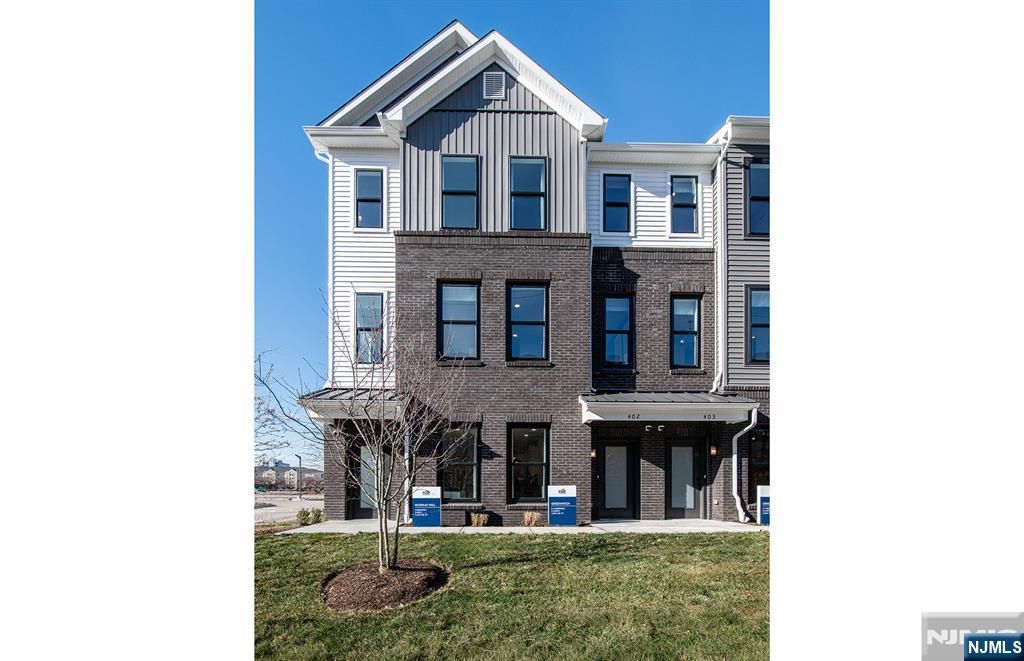 300 Sycamore Street 302, Kearny, NJ 07032