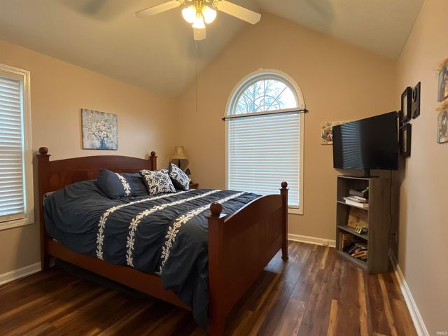 9022 Jillian Court, Evansville, IN 47712