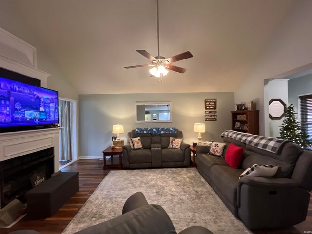 9022 Jillian Court, Evansville, IN 47712