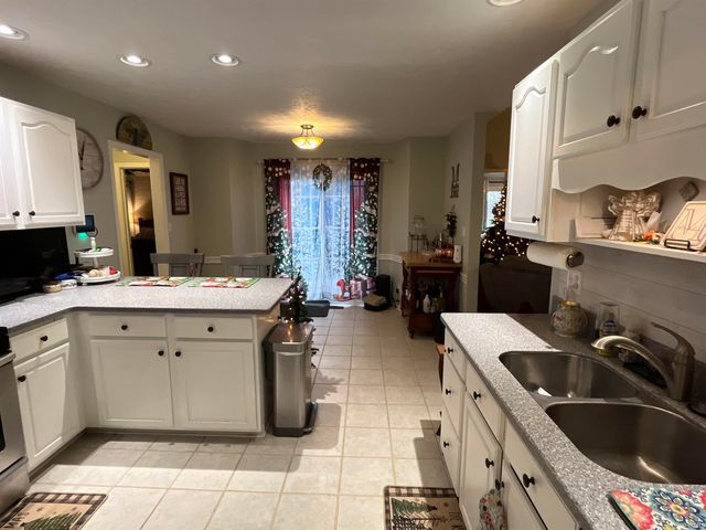 9022 Jillian Court, Evansville, IN 47712