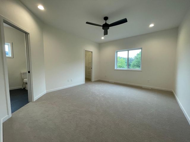 3503 Stonehedge Drive NE, Rochester, MN 55906