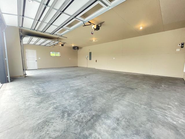 3503 Stonehedge Drive NE, Rochester, MN 55906