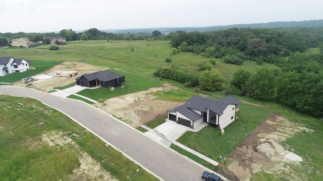 3503 Stonehedge Drive NE, Rochester, MN 55906