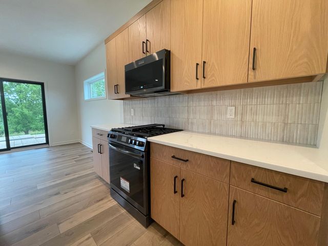 3503 Stonehedge Drive NE, Rochester, MN 55906