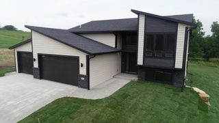 3503 Stonehedge Drive NE, Rochester, MN 55906
