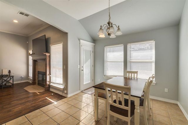 805 Dana Drive, Yukon, OK 73099