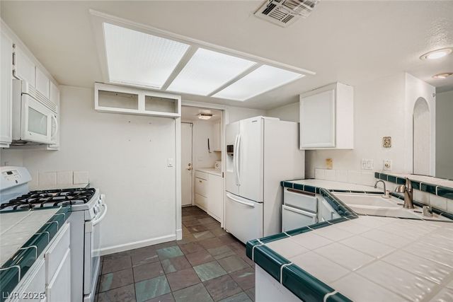 3313 Coral Harbor Drive, Las Vegas, NV 89117