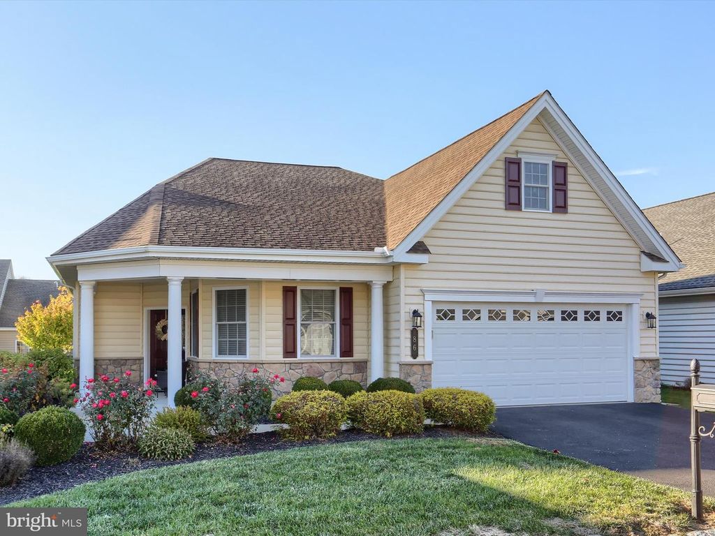 86 PRESIDENTS DRIVE, Mechanicsburg, PA 17050