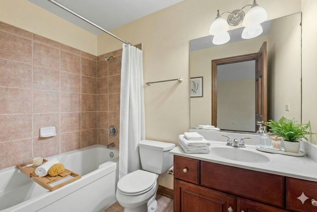 884 Twin Elms Lane, Batavia, IL 60510