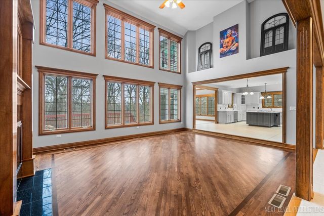 884 Twin Elms Lane, Batavia, IL 60510